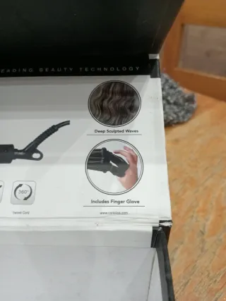 Piastra per capelli Corioliss nera