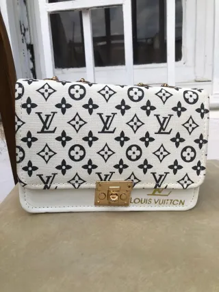 Bolso Louis Vuitton Blanco y Dorado