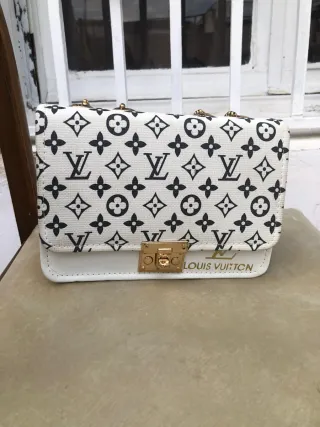 Bolso Louis Vuitton Blanco y Dorado