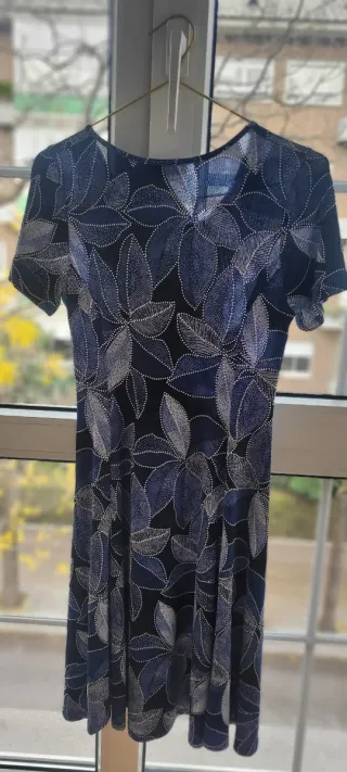 Vestido Masquenada Estampado Hojas Talla M