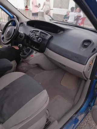 Renault Grand Scenic 2024