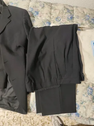 Traje con chaleco negro hombre talla 52
