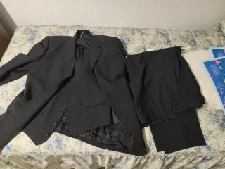 Traje con chaleco negro hombre talla 52