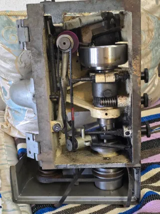 Máquina Rebarbar Piel/Cuero