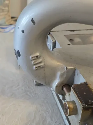 Máquina Rebarbar Piel/Cuero