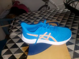 Zapatillas Asics niño/niña Talla 39
