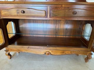 Cómoda clásica madera de nogal