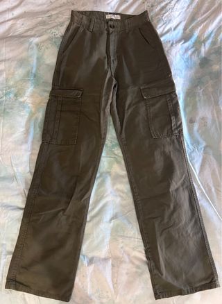 Pantalón cargo verde militar