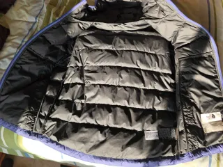 Chaqueta The North Face Morada