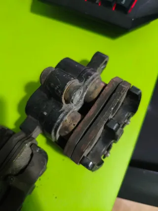 Pinzas de Freno NISIN era de una honda CBR del 89