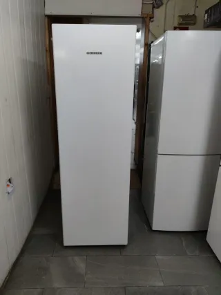 Nevera Liebherr vertical A++ no Frost con Garantia