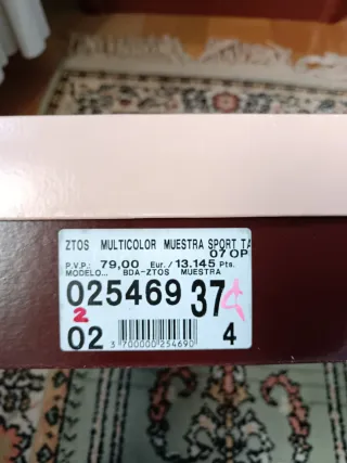 Zapatos de tacón marrones