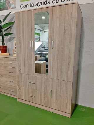 Armario 3 puertas Nuevo - Oferta!