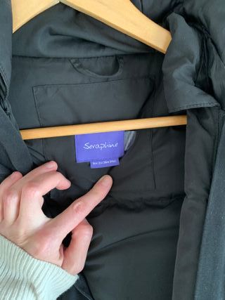 Abrigo premamá con extensión de porteo