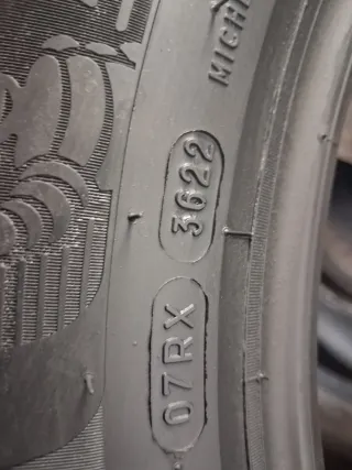 Neumáticos 235/55 R17