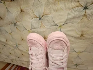 Zapatillas Converse rosas bajas