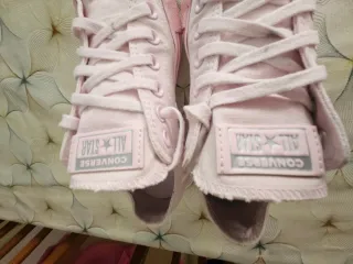 Zapatillas Converse rosas bajas