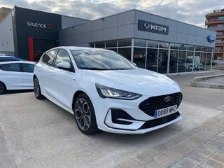 Ford Focus 2023 ST LINE X MHEV