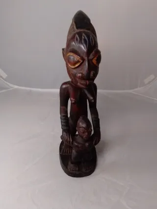 Figura arte africano Yoruba Antigua