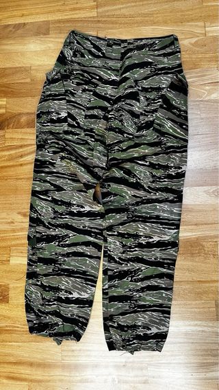 Completo mimetico Swiss Arms tiger stripe