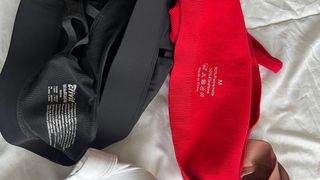 Pack 4 Sujetadores Deportivos / Tops