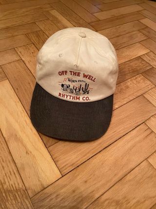 Gorra Off The Well Rhythm Co.
