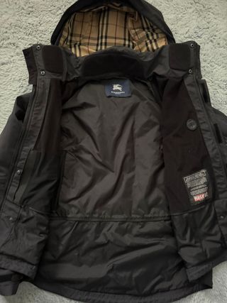 Abrigo Burberry Invierno Negro