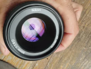 Objetivo Nikon 50mm f/1.8D Nikkor