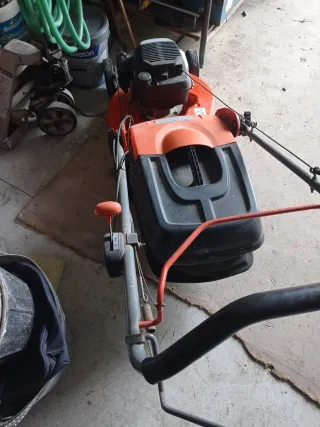 Cortacésped Husqvarna R 160H