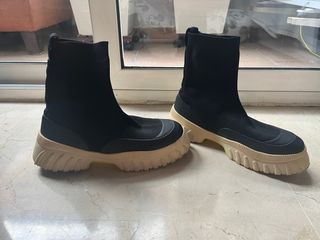 Botas calcetín plataforma beige y negro