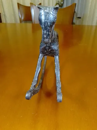 Balancín de hierro antiguo