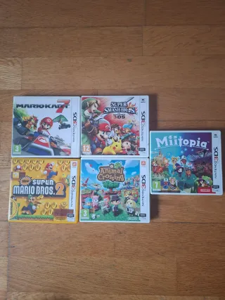 Confezione 5 Giochi Nintendo 3DS: Mario, Smash, Miitopia