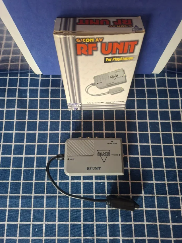 PS1 G/CON AV RF UNIT BLAZE