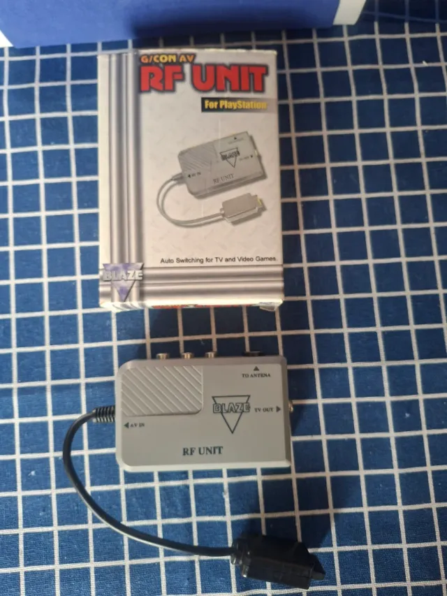 PS1 G/CON AV RF UNIT BLAZE