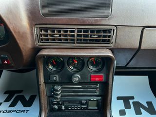 PORSCHE 924 2.0 TURBO
