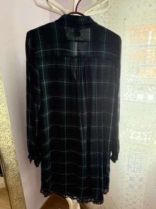 Vestido camisero cuadros Stradivarius Talla L