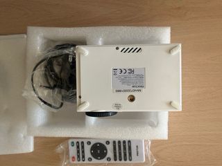 Mini Proyector HDMI Gris y Blanco