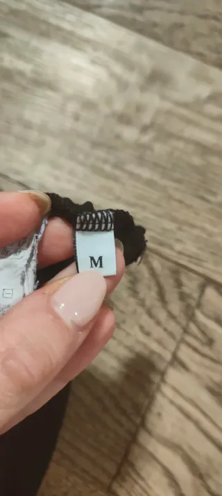 Abito nero a manica lunga da ragazza intimissimi