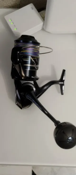 Carrete Shimano Stradic + Caña Miura