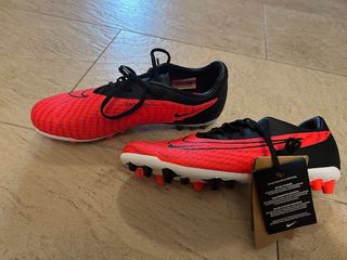Botas Fútbol Nike Phantom GX Academy AG Rojas