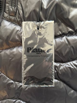 Abrigo Blauer Negro con Capucha