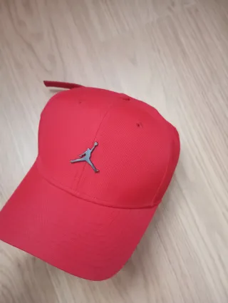 Gorra Jordan Roja