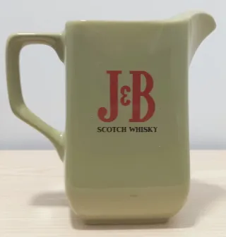 4 Brocche di Whisky + Posacenere