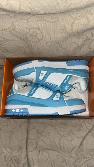 Zapatillas Louis Vuitton Trainer Azul y Blanco