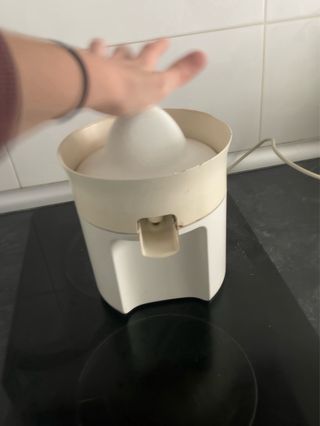 Exprimidor de Naranja Eléctrico