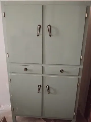 Alacena vintage verde