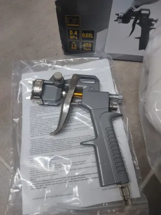 Pistola Pintura Vorel 81618 0.4mm 0.68L