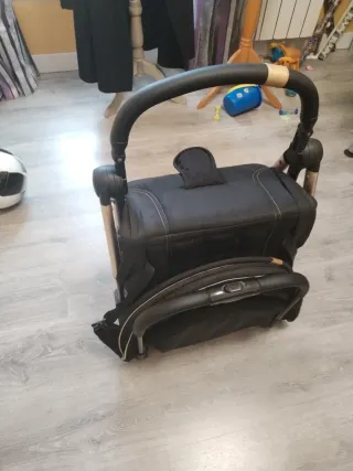 Carrito de bebé negro "CHICCO"