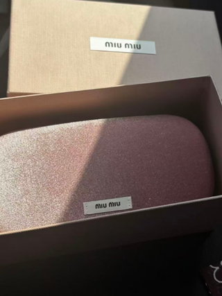 Miu Miu SMU11W Gafas de Sol Beige