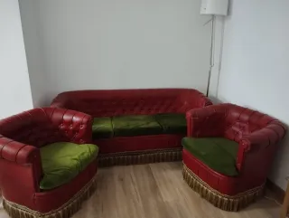 Sofá 3 plazas y 2 butacas Chester rojo